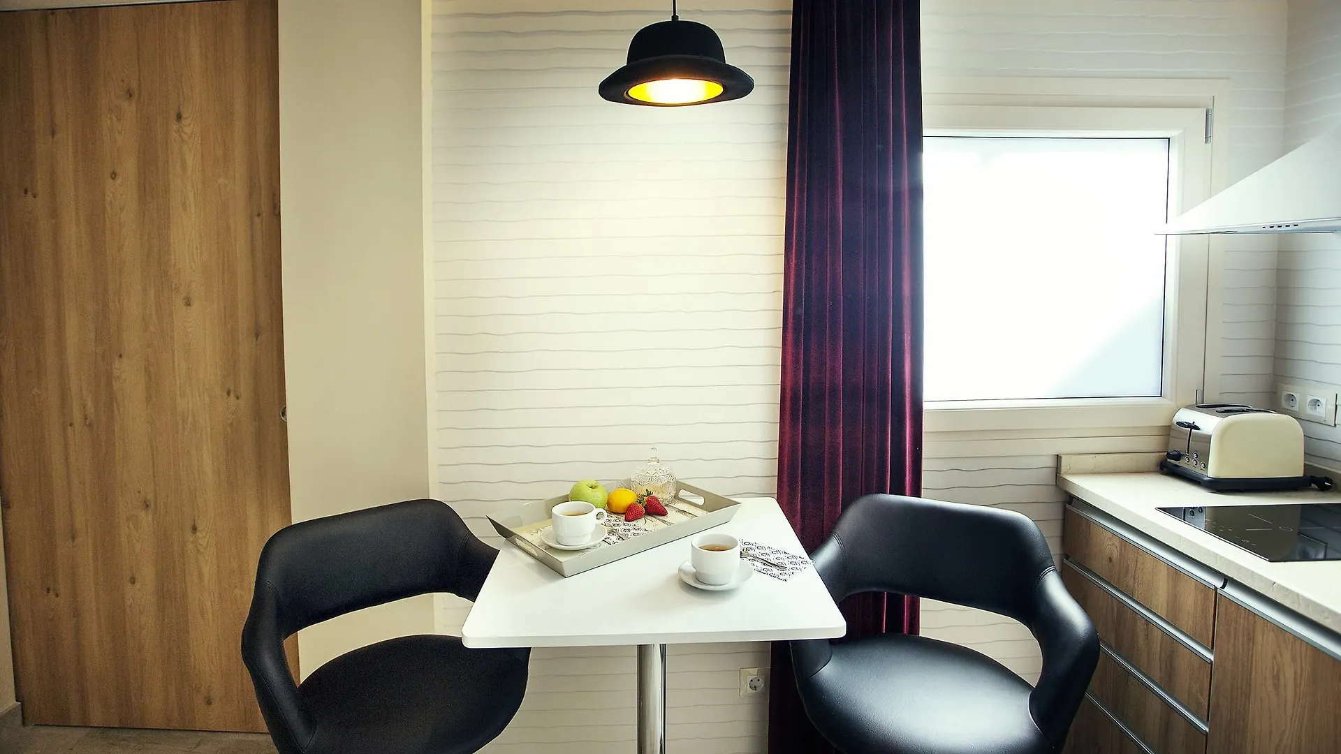 Cabaret Terrace Suite Málaga