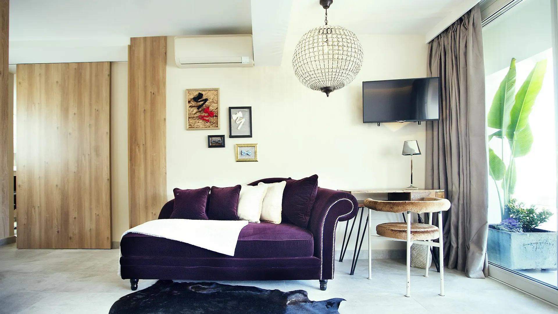 Cabaret Terrace Suite Malaga Apartment